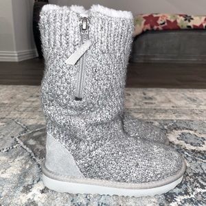 UGG toddler Sequin Knit Boot Size 11
